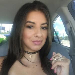 Meet your Posher, Ana